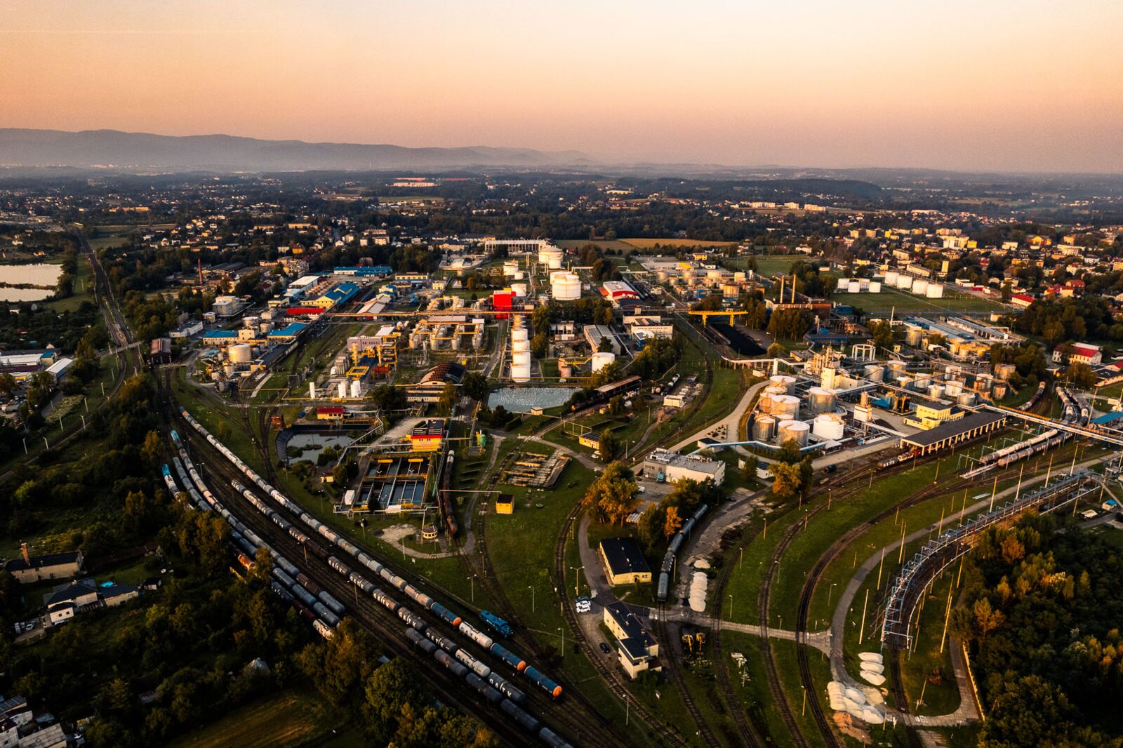 Widok z lotu ptaka na terminale w Czechowicach-Dziedzicach, 2020